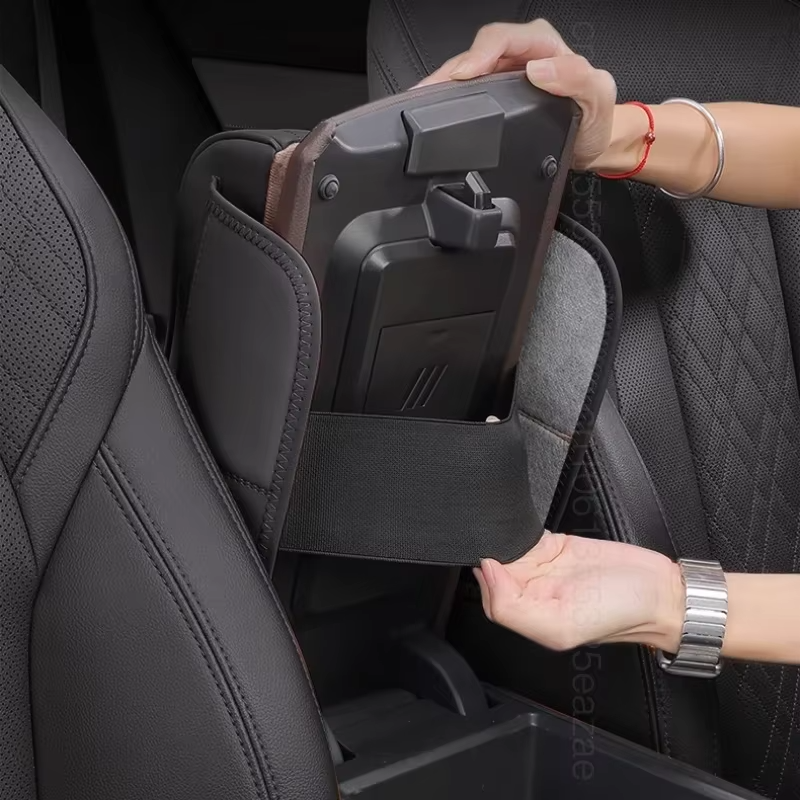 Jaecoo J7 Armrest Cushion | Console Pad with Side Storage & Tissue Box