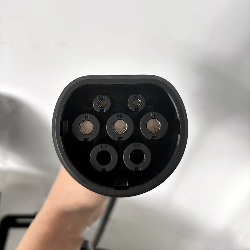 Jaecoo J7 Type 2 V2L Cable Adapter | 3.5kW UK Socket | Waterproof 3m