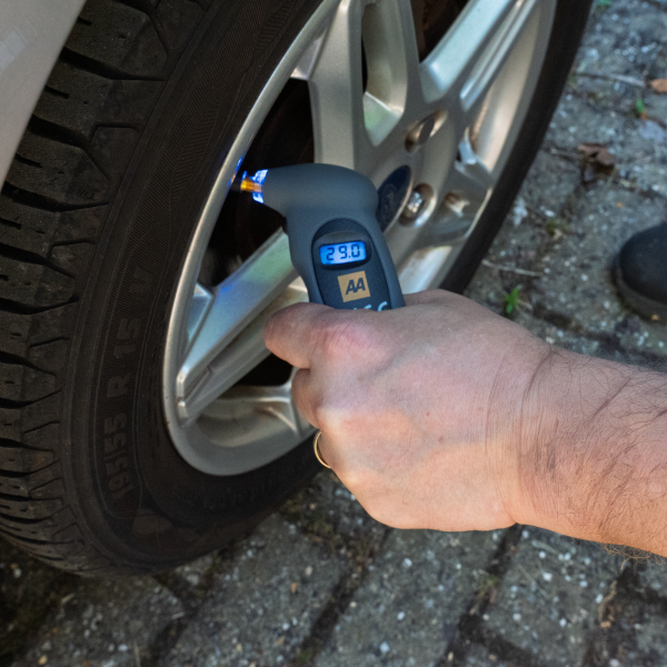 Jaecoo AA Digital Tyre Pressure Gauge – PSI & Bar for J5, J7 & J8